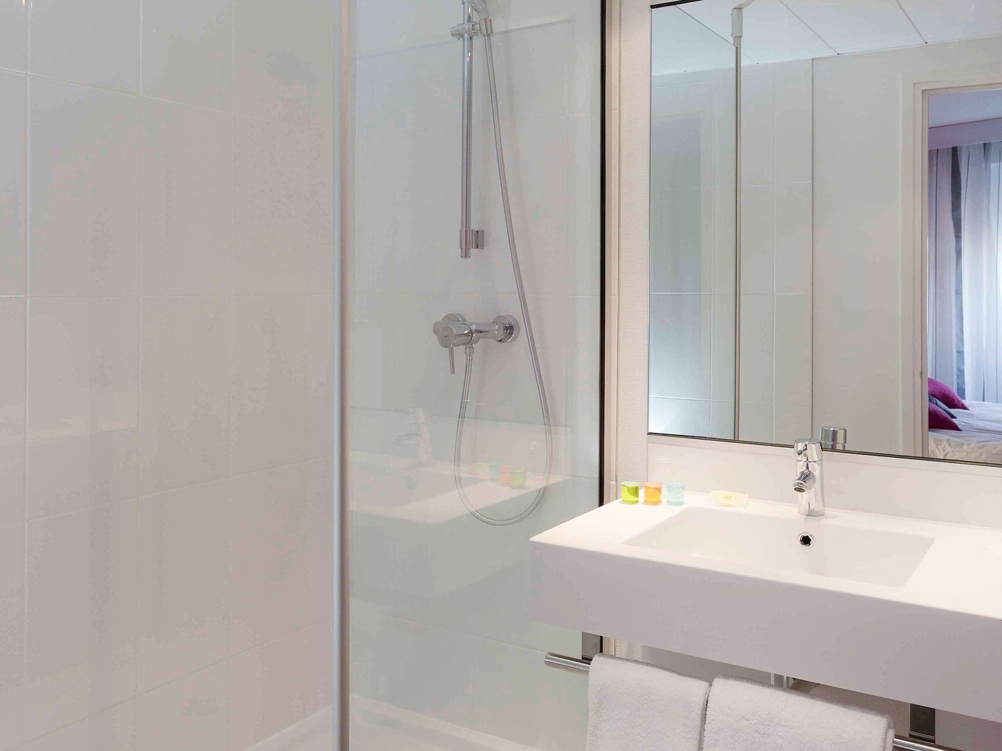 Ibis Styles Grenoble Centre Gare Hotel Kültér fotó
