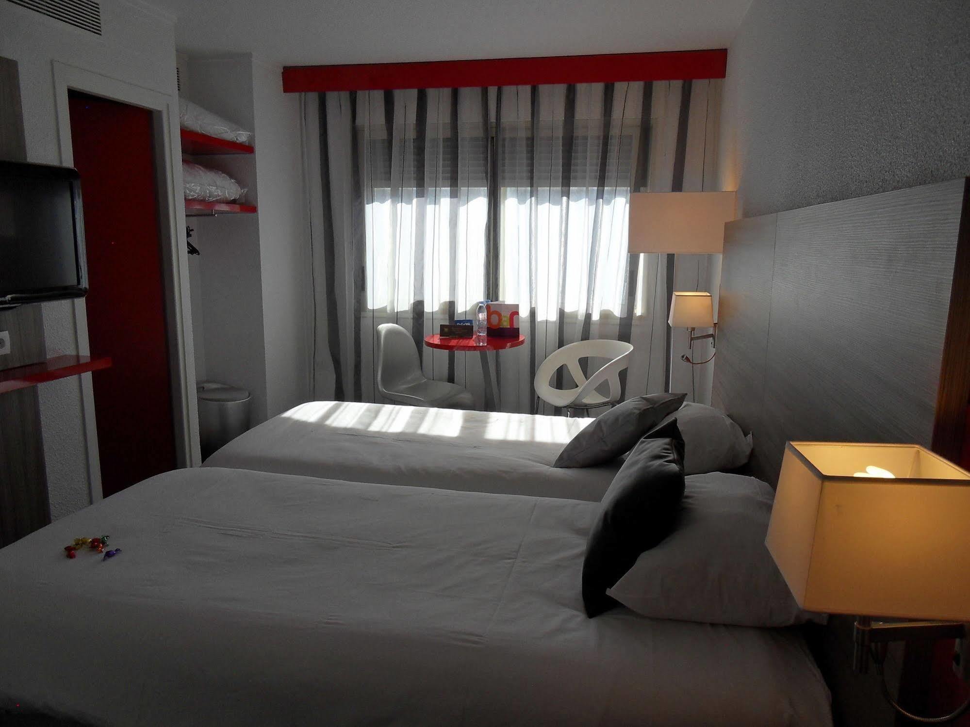 Ibis Styles Grenoble Centre Gare Hotel Kültér fotó